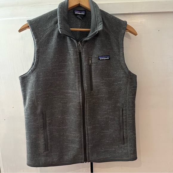 Patagonia Charcoal Sweater Fleece Full Zip Vest • Size: M - Picture 2 of 8